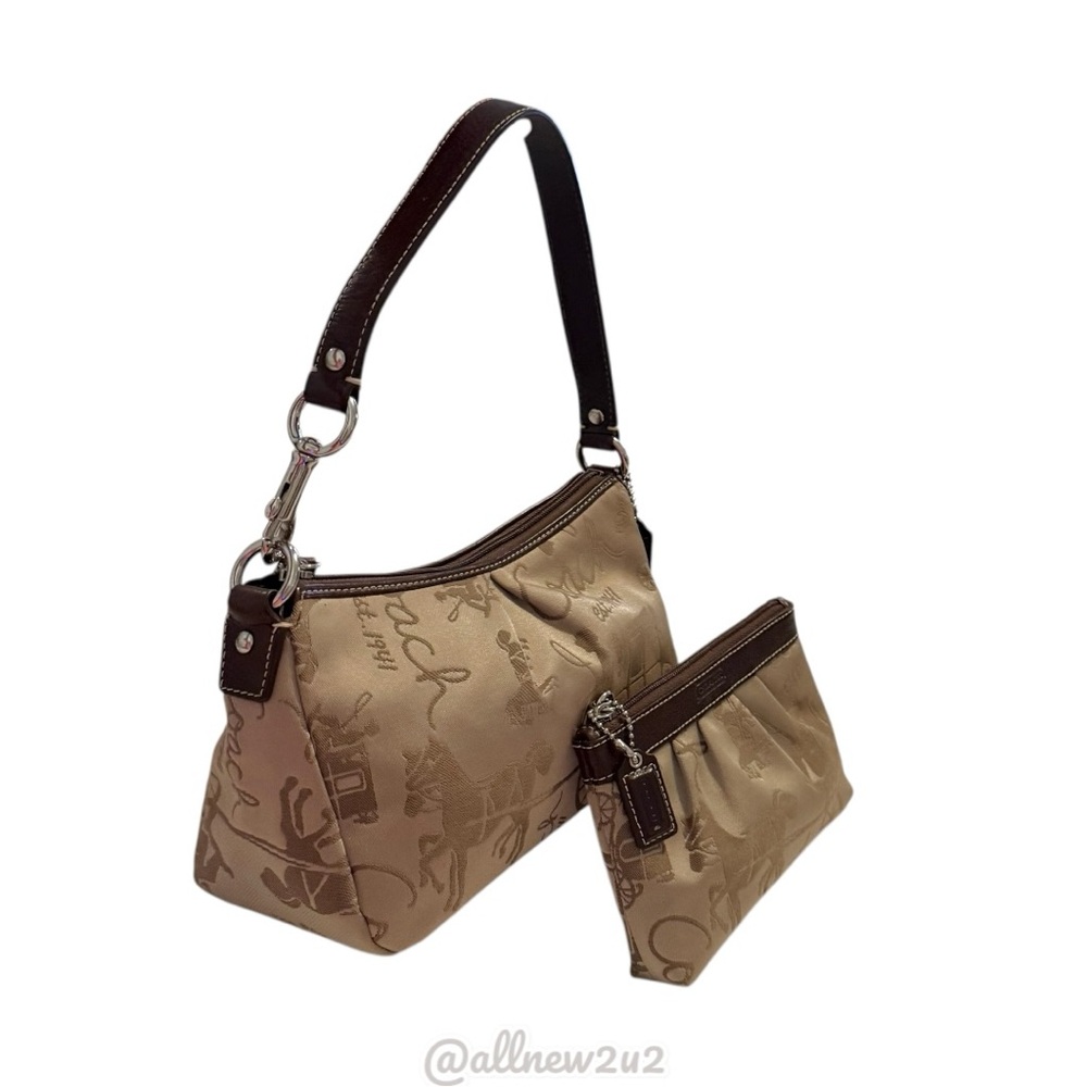 Coach 2 Pc. Set Mini Hobo w/ Matching Wristlet New without tags - Picture 5 of 16